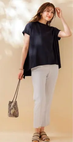 UNFILO パンツ　S グレージュ