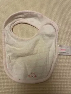 ミキハウス　ウサギ刺繍のタオル地スタイ