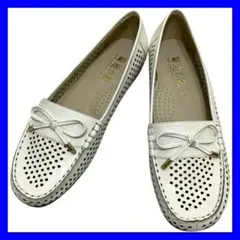 Item thumbnail for item 39cbd16a-05a4-40ee-abf7-5603155c1100