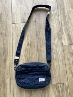 Item thumbnail for item aa1294ba-b124-4624-8cac-6a0681ff5550