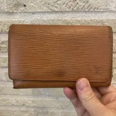 ヴィトン エピ 財布