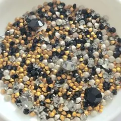 5873 スワロフスキー #1000番台 チャトン ブラック系 アソート