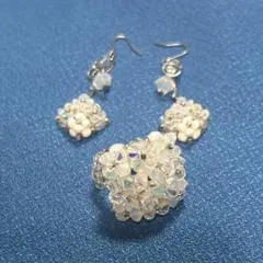 ピアス　リング ハンドメイド 花モチーフ　白　セット