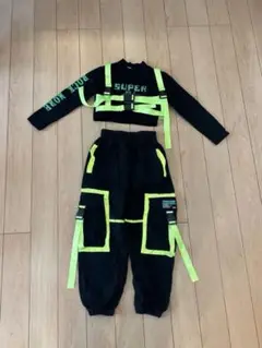 ハーネスデザイン クロップドトップ&カーゴパンツ セット