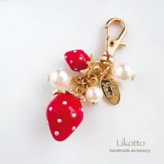 Item thumbnail for item 72cb774d-828a-4ed3-8697-60683278949b