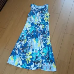 ノースリーブ 柄 ワンピース