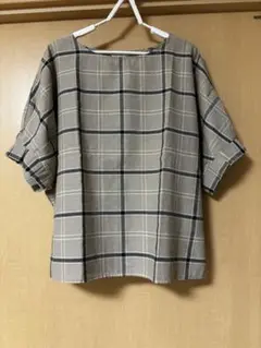 美品　Lugnoncure ベージュチェック柄半袖トップス