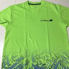 ニュウバランス　Tシャツ　M