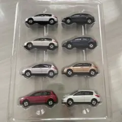 ティーダ　トミカ Amazon | ミニカー トミカ 日産 ティーダ シルキーベージュ