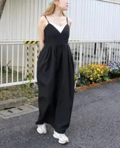 アングリッド　タックボリュームキャミワンピース　ブラック
