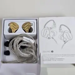 Item thumbnail for item e37ded5b-d5bd-4b43-b13b-8973e2399daa