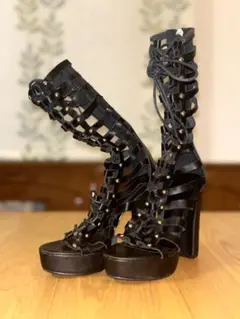 ブラックストラップハイヒールシースルーブーツ