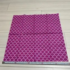 紫色 幾何学模様 生地 約50cm x 50cm