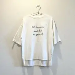 刺繍ロゴTシャツ　M〜Lサイズ　ホワイト