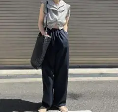 【美品】MEER. / MAT SATIN RELAX PANTS ブラック