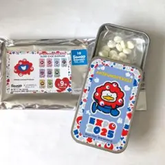 万博　サンリオ　缶　あひるのペックル
