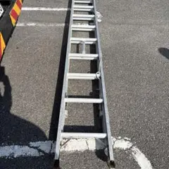 Item thumbnail for item c1721e71-7c53-494d-ae84-ea25267befd8