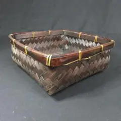 Item thumbnail for item a9d0c872-be88-4955-89a9-b11ea5569f2f