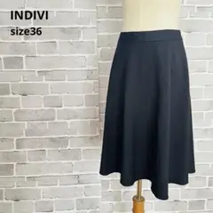インディヴィ　INDIVI ブラック フレアスカート ひざ丈【36】　a848