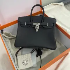 ブラックレザー ショルダーバッグ