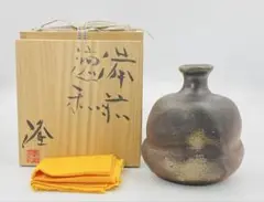 Item thumbnail for item 45dc07a6-407a-49be-b4df-04f6f53ed33b