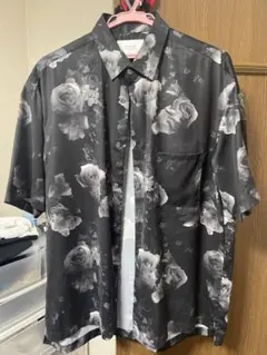 STUDIOUS ダークフラワーシャツ