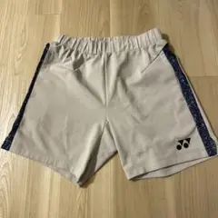 ヨネックス　グレー　ハーフパンツ