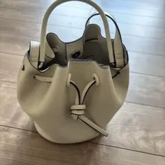 REAY L.D. ホワイト バケットバッグ