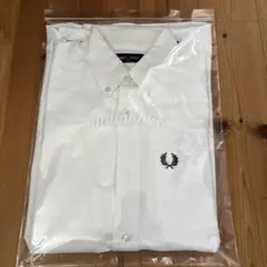 FRED PERRY 半袖シャツ Sサイズ