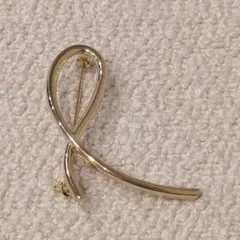 ゴールド ブローチ リットル