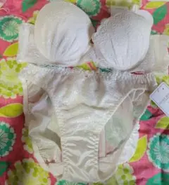 サイズラスト♪♪⑪在庫処分 B75/M ブラジャーショーツセット ふわっふわ