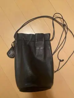 REN レン 巾着レザーショルダーバッグ ブラック