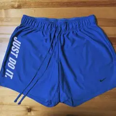 NIKE ナイキ　ショートパンツ　レディースMサイズ