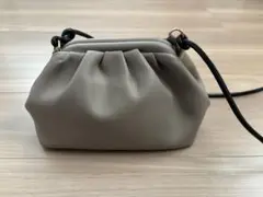 週末セール！THE SHOP TK ショルダーバッグ　グレージュ　鞄　がま口