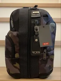 【新品同様】トゥミ TUMI Higgins ヒギンズ　ボディバッグ　ブラック