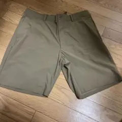 ユニクロ　メンズ　ハーフパンツ