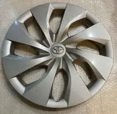 トヨタ オーリス 16インチ ホイールキャップ 1枚