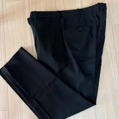 ブラック スラックス ポリエステル LメンズUNIQLO感動パンツ
