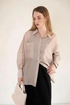 アンパルフェ　シアーベージュロングシャツ