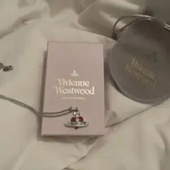 Vivienne Westwood ネックレス オーブ シルバー 赤
