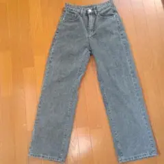 Item thumbnail for item ac12cf88-7435-4f52-95da-be36375b92f5