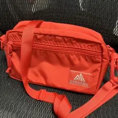 グレゴリー　パテッドショルダーポーチ　M レッド