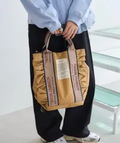 【美品】フリークス×THEATRE PRODUCTS　別注 フリルバッグベージュ