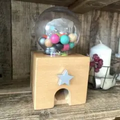 木製カプセルトイ ガチャガチャ