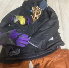 【再値下げ】美品 VOLCOM スノボウェア 4点セット スノーボードウェア