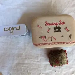 刺繍デザイン ソーイングセット　イギリスパッカtin缶