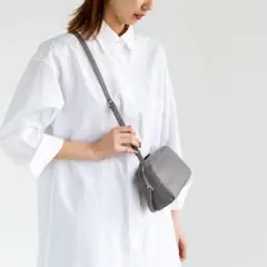 美品✨】Atelier nuu（アトリエヌウ） palette ポシェット