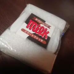 milk スマートウォッチ ホワイト