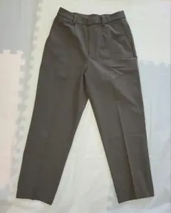 UNIQLO　スマートアンクルパンツ　2025年春モデル