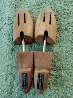 COLE・HAAN コールハーンの木製シューキーパー